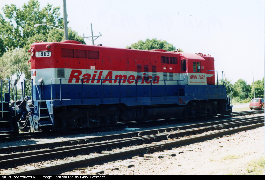 MNN GP9 1463 - Minnesota Northern RR